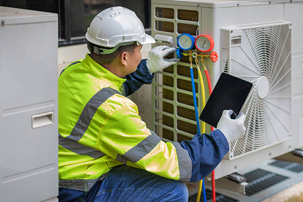 Professional Hvac technician working in Long Branch, VA